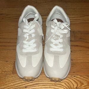 Mia Racer Sneaker Size 9.5